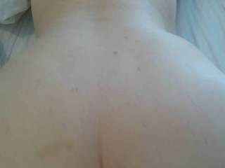 I love when she fucks herself on