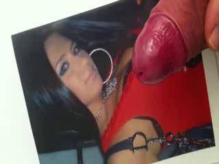 She looks familiar lol I'm almost 99% sure I remember her lol how crazy small world