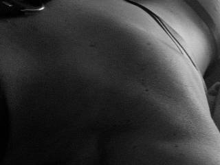 Black&White selfshot of my back