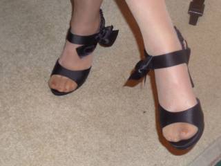 sexy feet in heels