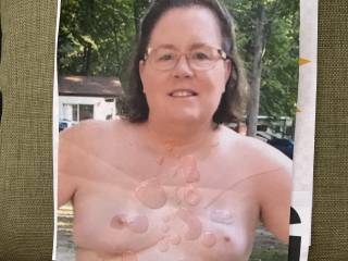 Mrs Weshare brings her nice perky ones to the Summer of Tits cum session 😮