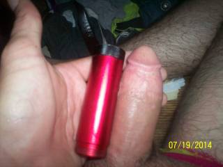 size of a flahlight.......I'm Lovin' it