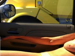 Love showing off to truckers