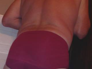Does this color make my ass look big?