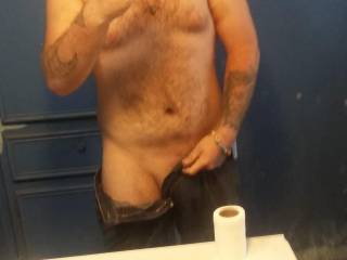 Look at my sexy body  iv lost so much who wants to a cock  pic just 4 them jus leave a comment