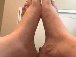 I love a hard cock between my soft feet and warm cum all over them!