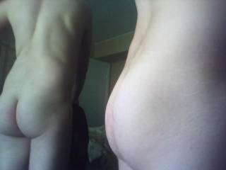 i took a picture of my butt in the mirror, what do you think? comments welcome.