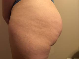 Sometimes I just like to lift that heavy ass and let it drop to watch it jiggle