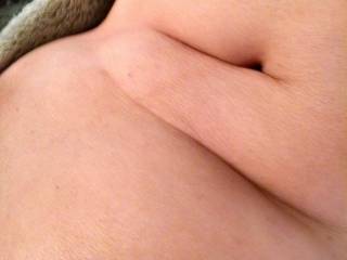 I love her sexy belly and we both love reading comments about want you would do with her