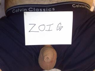 ZOIG! I'm real!! lol
And in need of a playmate! ;-)