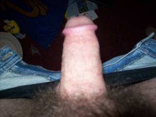 going to have a wank anyone willing to give me a hand??
