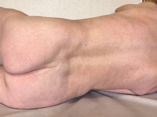 Simply a view on my naked back side & ass, is there a volunteer to make me sexually happy?