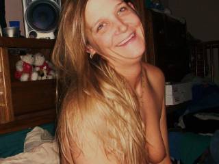 SHE'S ALWAYS HAPPY WHEN NAKED !
