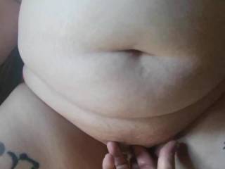 Getting Muffins going with my fingers to kick off another fuck session 💦💦