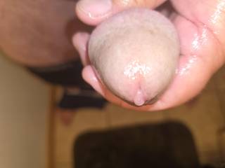 TheeLaurenMarie1 sure makes me leak just looking at her!