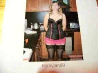 Hornyjan69 looks sooooo good in her satin outfit