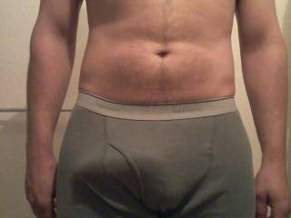 Lemme know what you think of my bulge, to the side, flaccid.