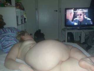 me and my gf watching sons of anarchy, like and comment if you want to see more :)