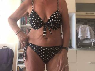 Maggy teasing from Turkey she is for vacations.