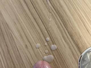 A cum-lubed second cumshot in a hotel while on zoig