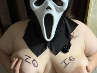 I love the way he grabs my tits!! 🤤