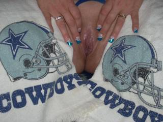 The 2 Things in lige I love.... The Cowboys & her WET pussy, And NOT in that order!!! What Do Ya'll Think?