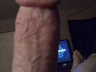 love to show my cock ,want people to get off on me