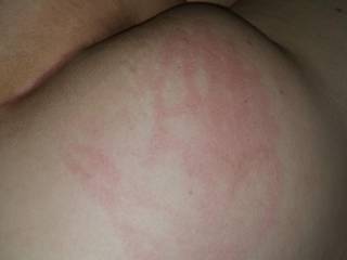 Perfect hand print saying that ass is yours