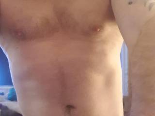 i love it when hubby sends me these pics mmm.....