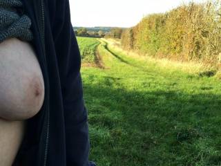 About four minutes it will take the guest to make that lovely countryside walk. Might be quicker though when he gets closer and sees her trousers and underwear hanging in the tree beside her. Also big tits out