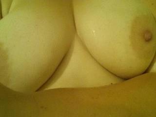Pic my wife sent me from the bath. Love those tits don't you?