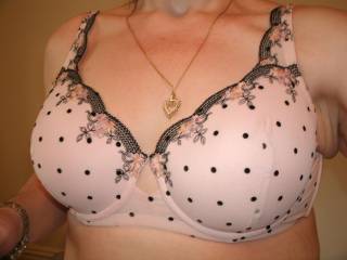 I love this lingerie set...