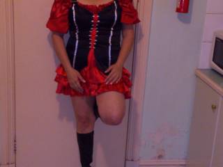 playtime n Angel has chosen to wear a naughty pirate wench's outfit. Shes looking damm fine n sexy in it too