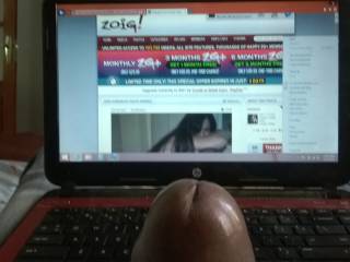 Quick masturbation for little Prego girl