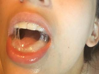 I love to swallow his cum so much !