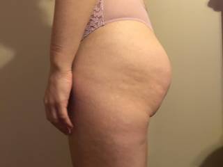 Look at that plump, round ass