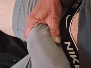 This pic sure helps my cock look hige