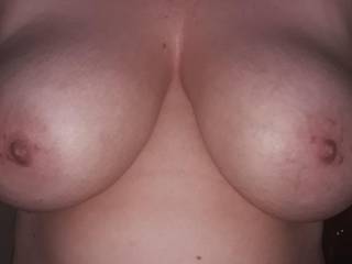 I want my titties covered in cum and I want to see a big Dick between my tits