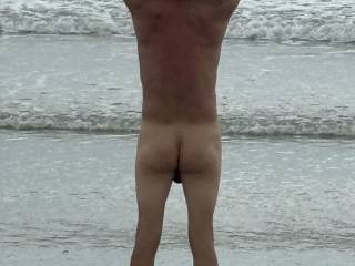 Went to the beach and lot 12 and 13 were closed. We ended up at lot and it was high tide and crowded. It was a great day to see and be seen