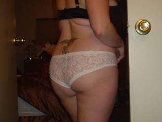 showing the ass of in lace panties
