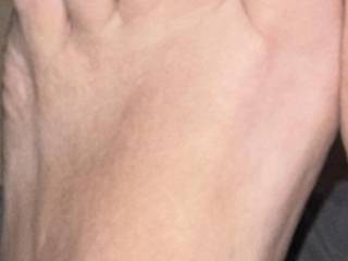 Who likes feet? She wants a tribute