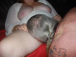 Wife took over the photography and my turn to eat some pussy..!!