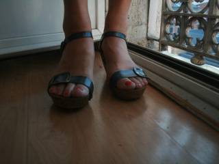 For the feet lovers...Red-toes en navy blue sandal. Do you like?