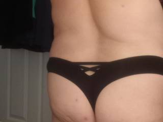 My wife\'s sexy ass in her thong