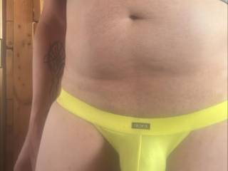 Showing another style of yellow