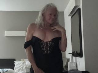 Waiting on my man to show up, thought id take a few pics.