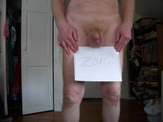 Mature hairy nude guy with zoig sign to prove he is real.