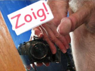 Hope you like this genuine Zoig pose.