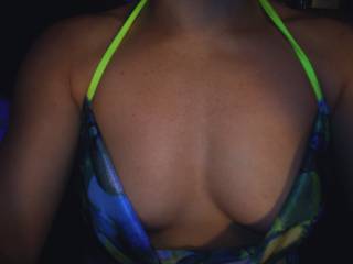quick pic of my favorite cleavage!