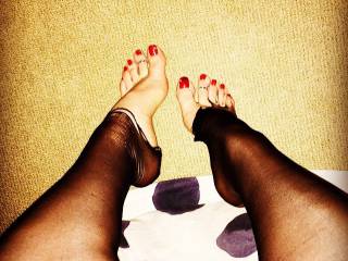 oops,seems like i tore my stockings :)